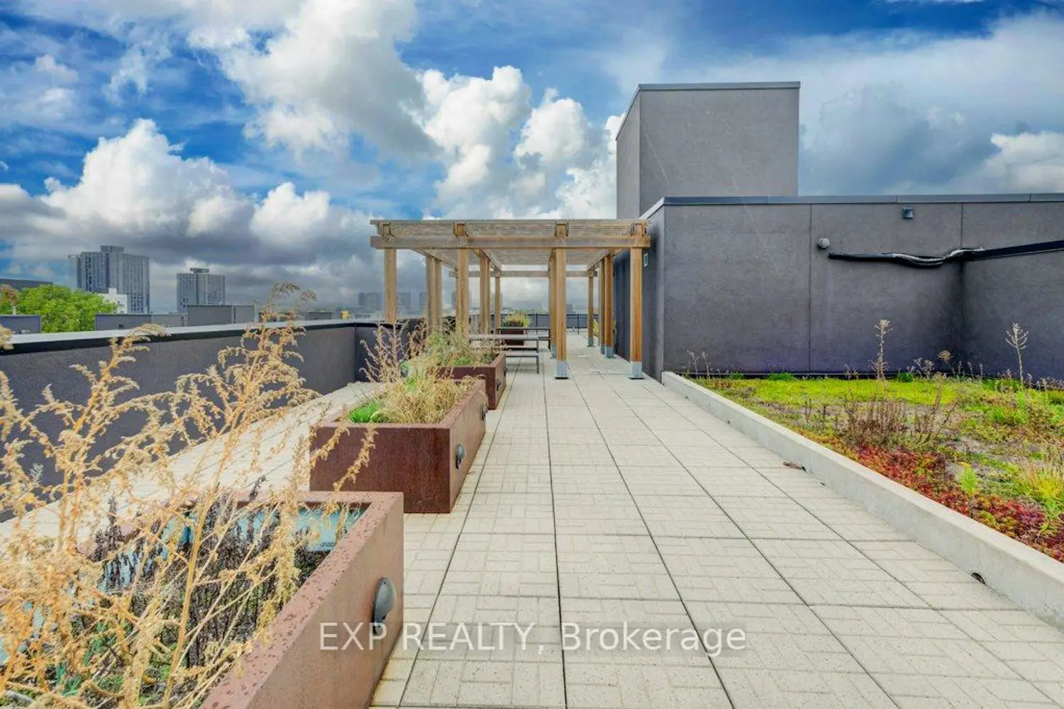 Additional image 16 of 250 Albert Street 718