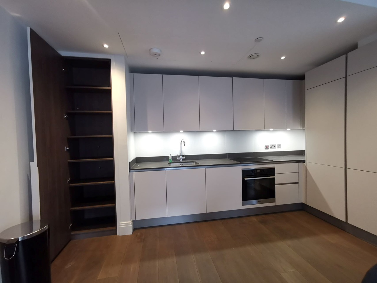 Additional image 8 of 2 Bed Flat, Chancery Lane, WC2A, N1 7GU