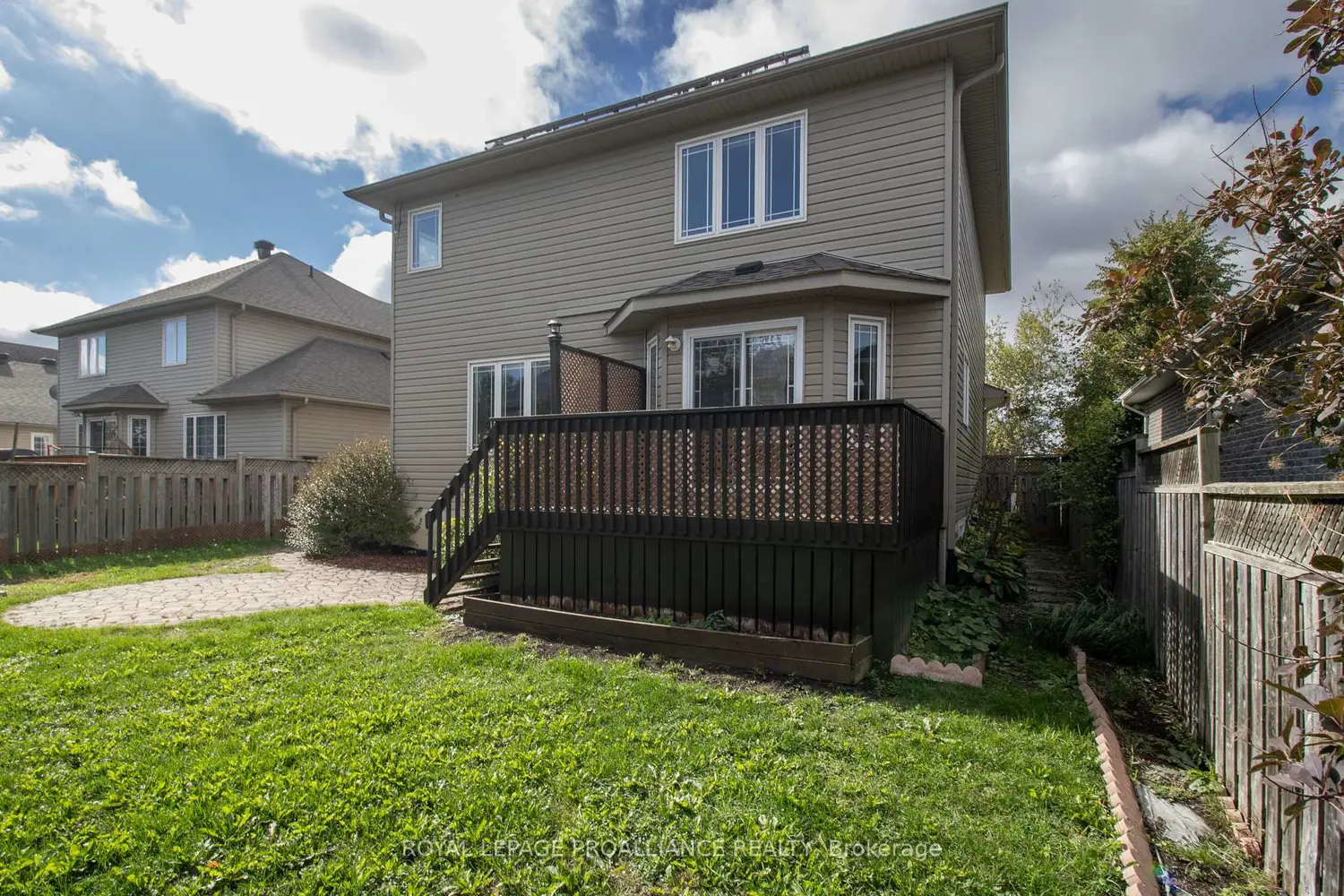 Additional image 18 of 1009 Crestwood Drive