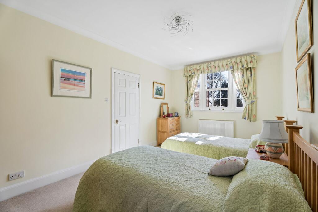 Additional image 21 of Marshals Drive, St. Albans, AL1