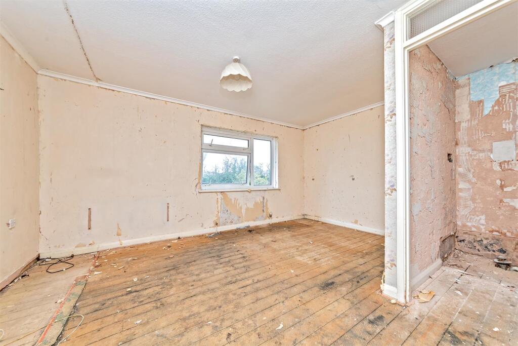 Additional image 8 of Barncroft Way, St. Albans