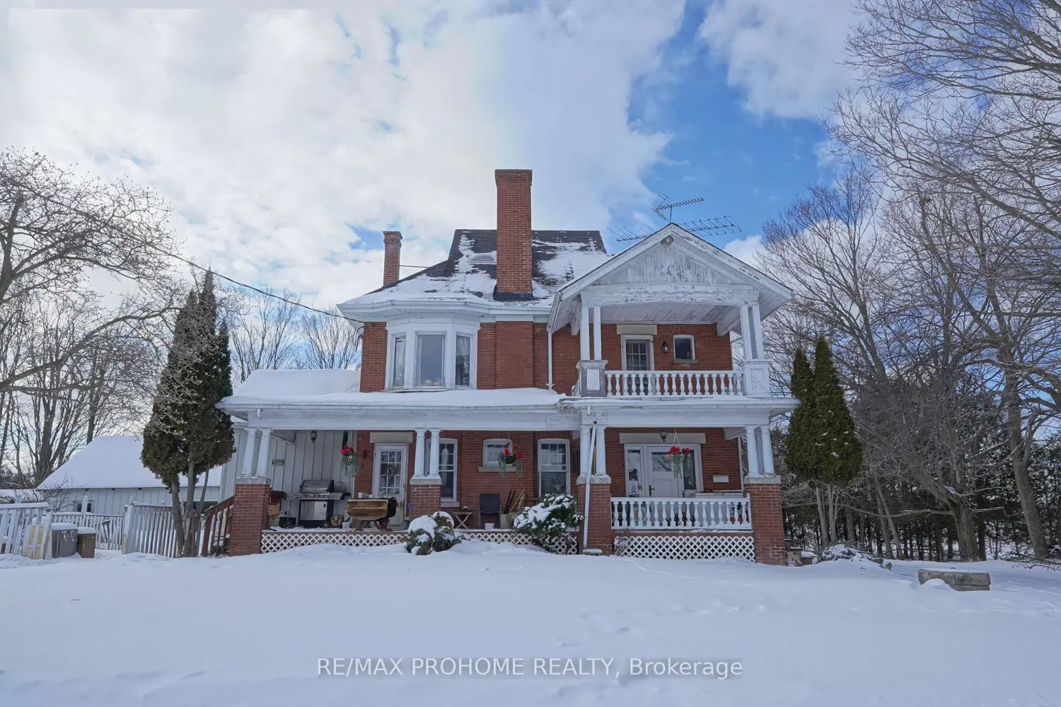 Additional image 16 of 3869 7Th Line