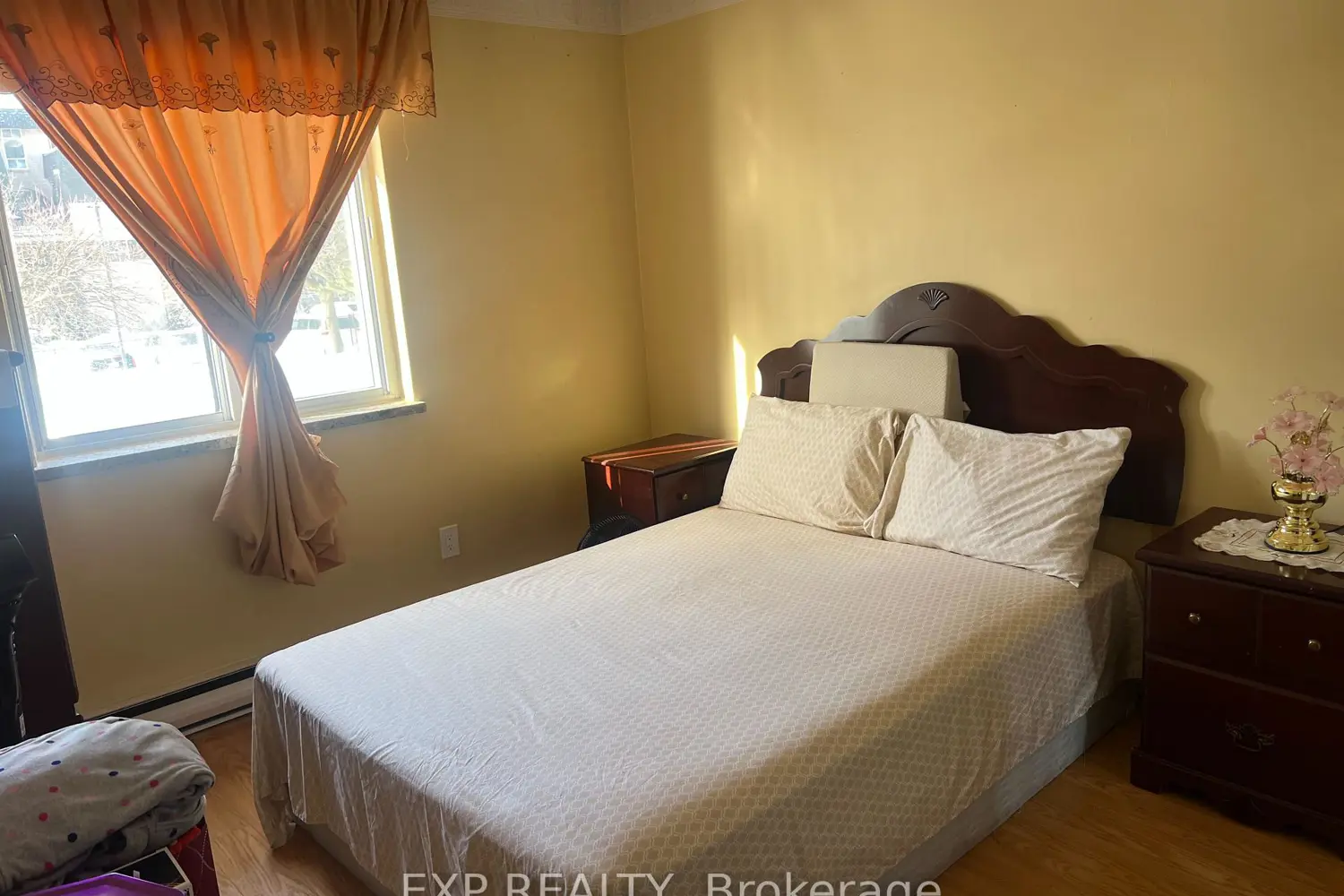 Additional image 12 of 1660 Bloor Street 208