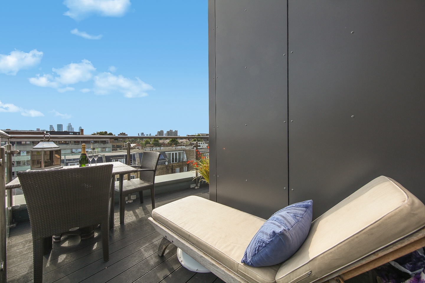 Additional image 8 of 1 Bed Penthouse, Walworth Road, SE17, N1 7GU