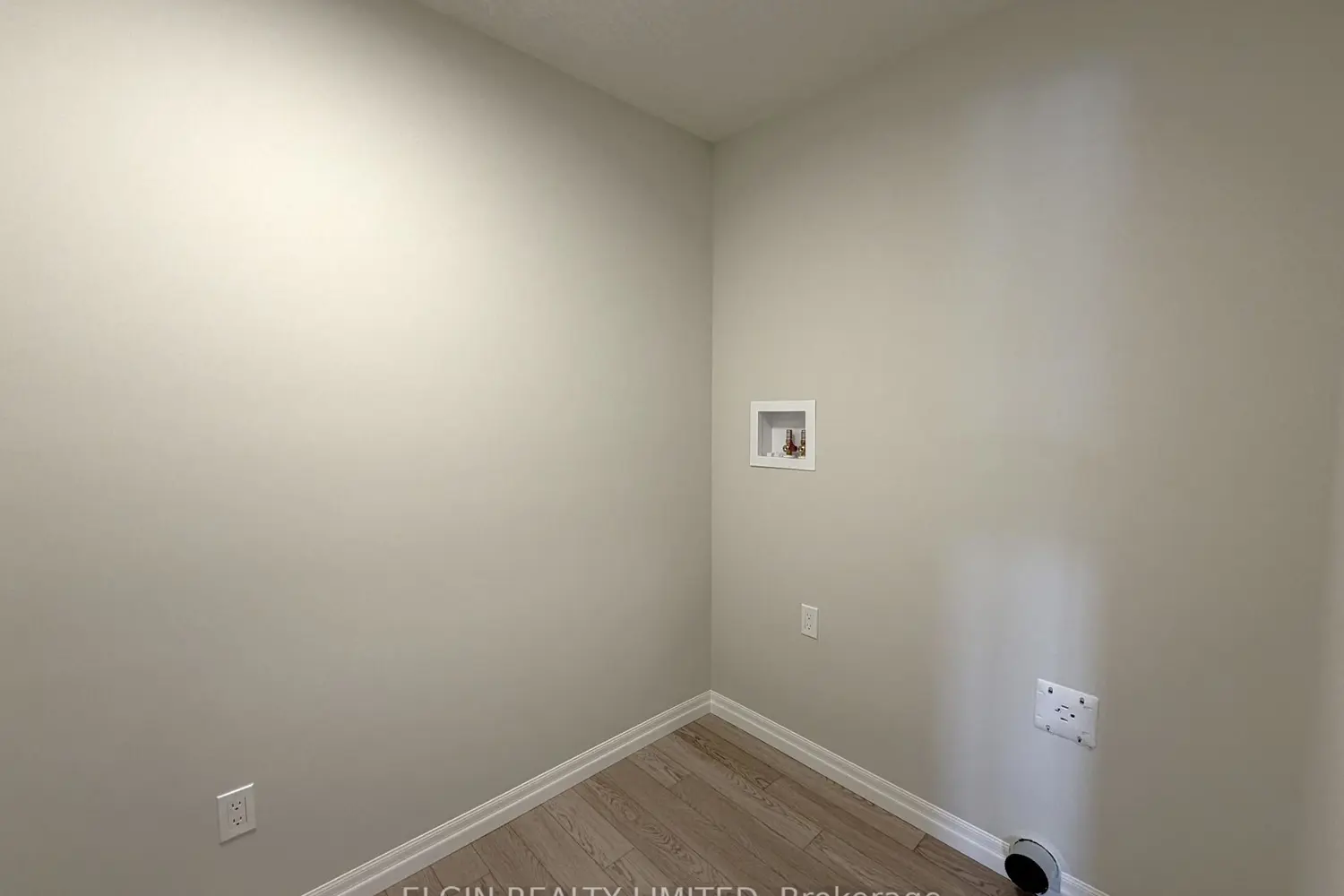 Additional image 4 of 107 Willow Drive