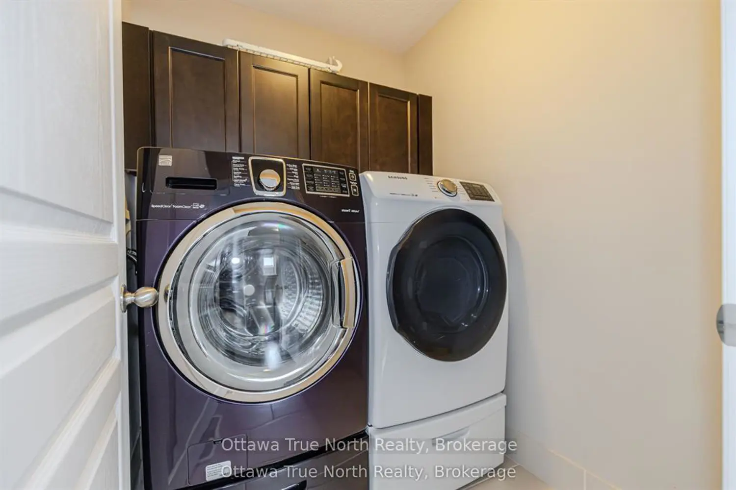 Additional image 17 of 206 Ancaster Avenue