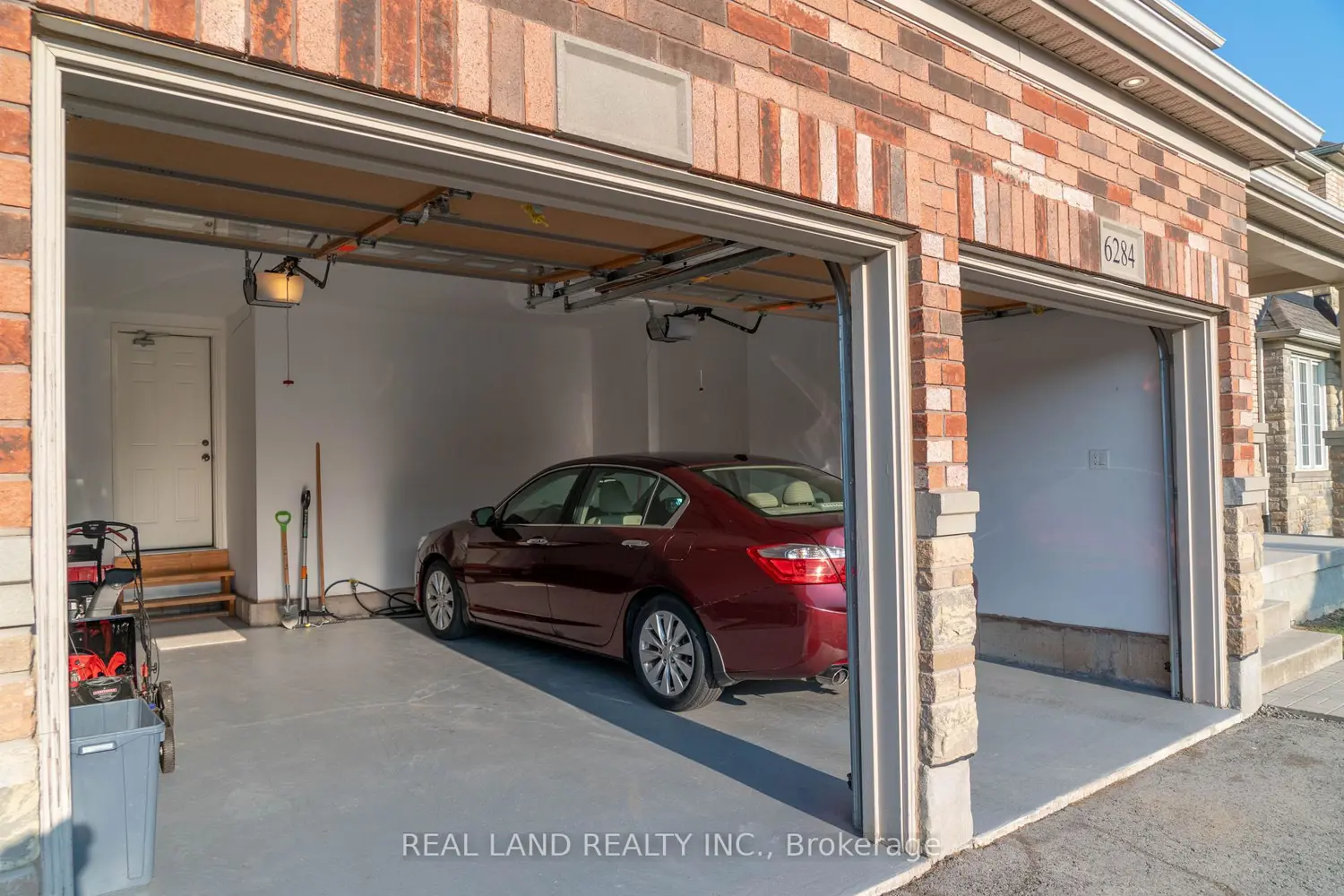 Additional image 18 of 6284 St. Michael Avenue