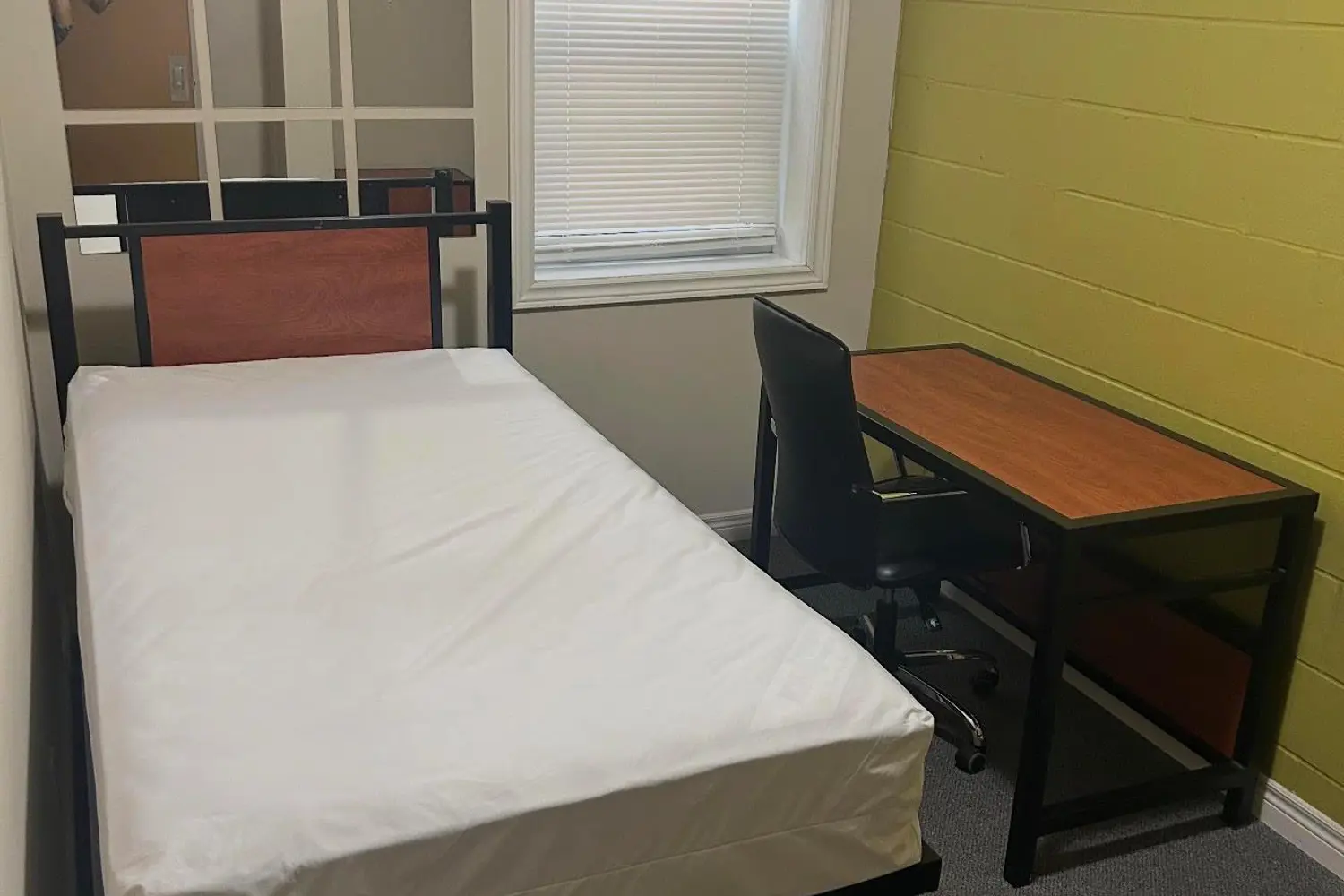 Additional image 3 of 253 Lester Street #104