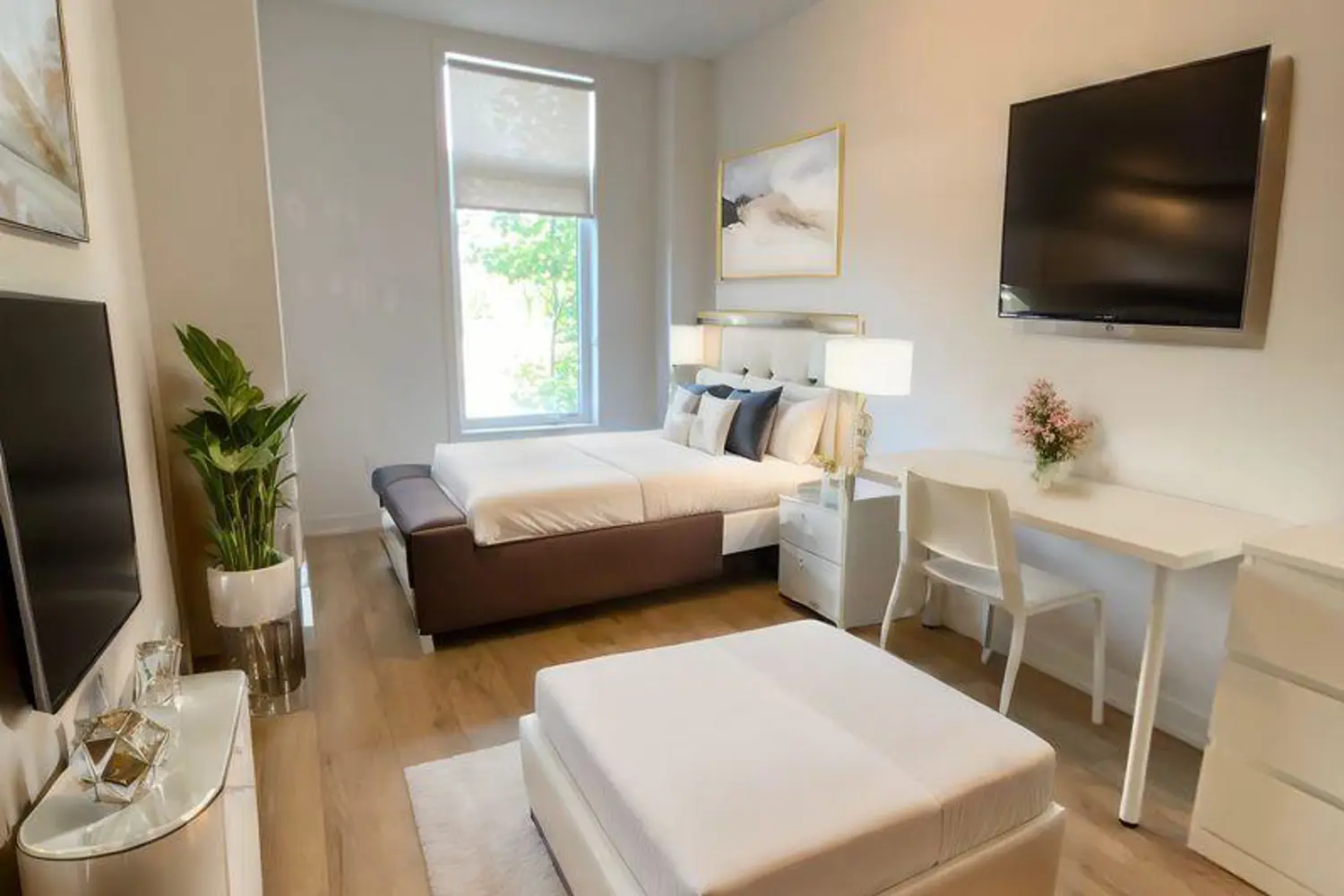 Additional image 4 of 1720 Simcoe Street 5