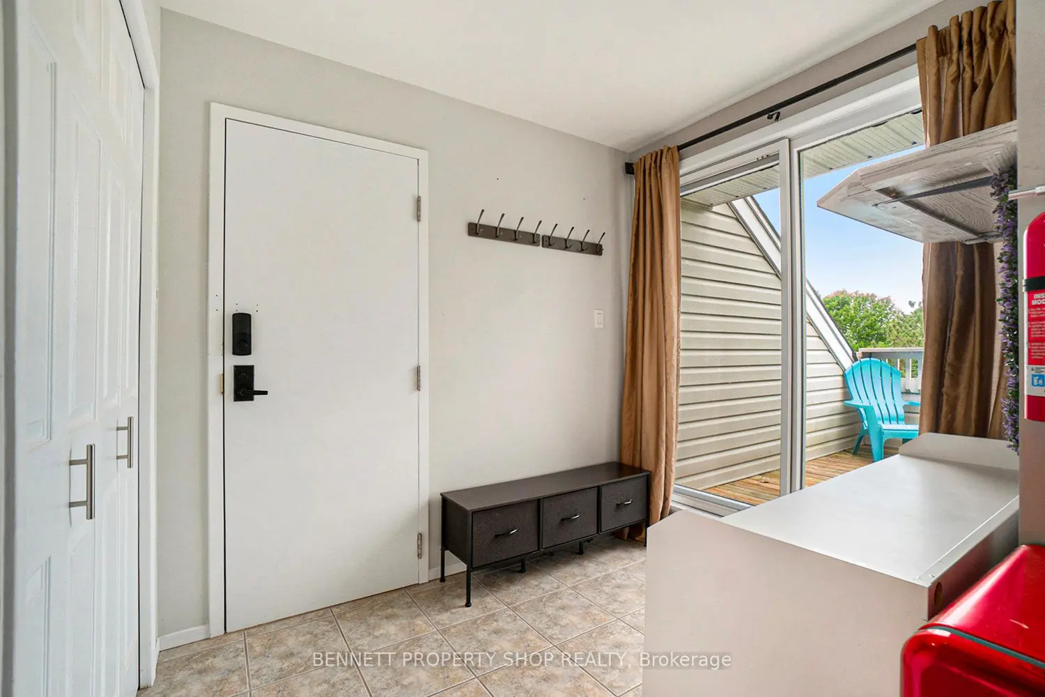 Additional image 3 of 1036 Barryvale Road 4D