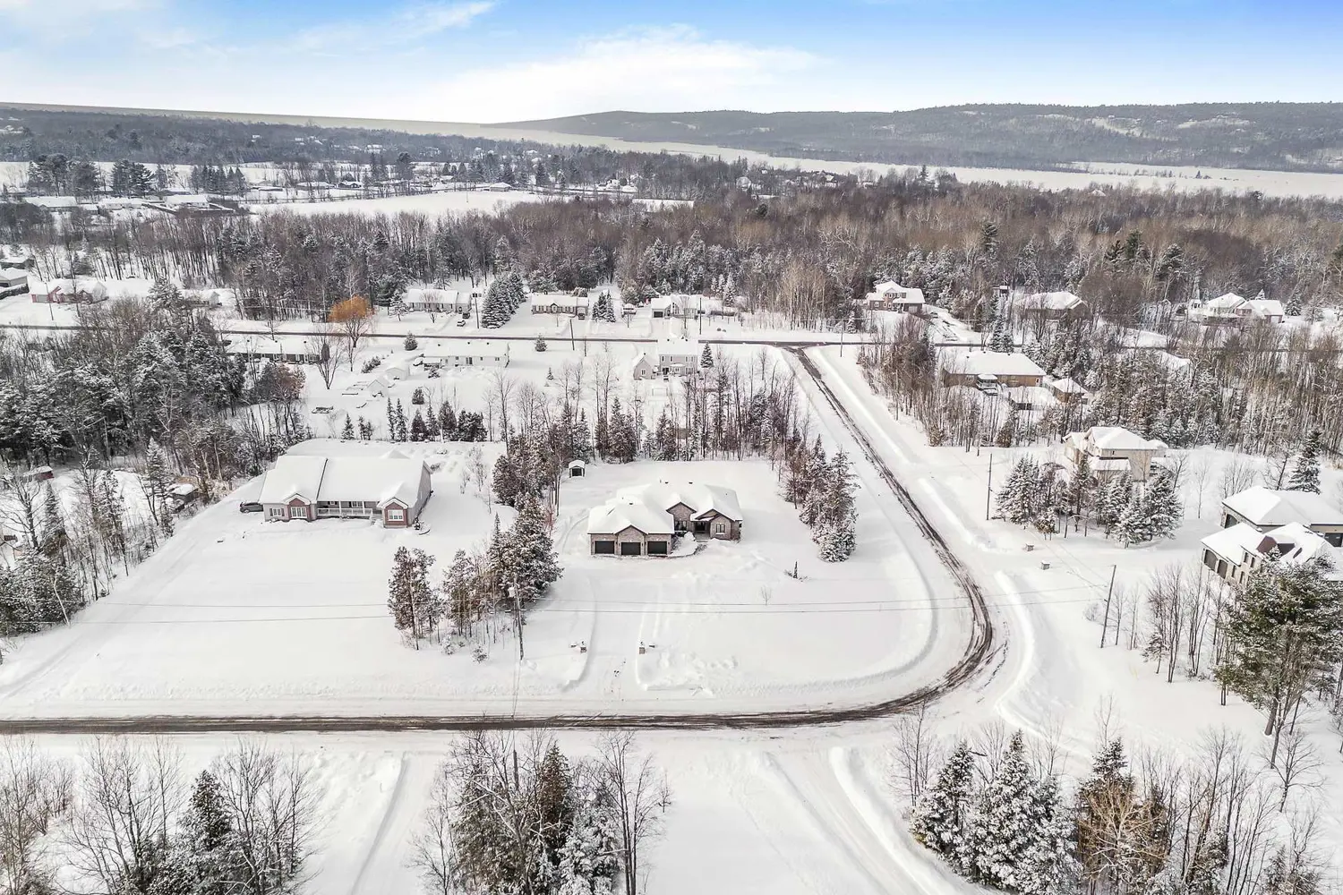 Additional image 19 of 501 Du Parc Road