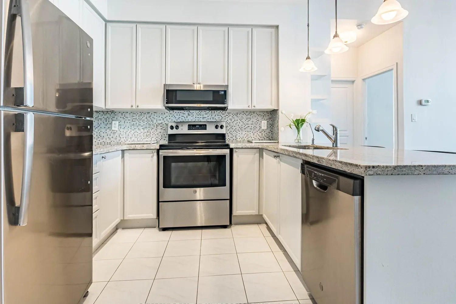 Additional image 10 of 70 Port Street 605