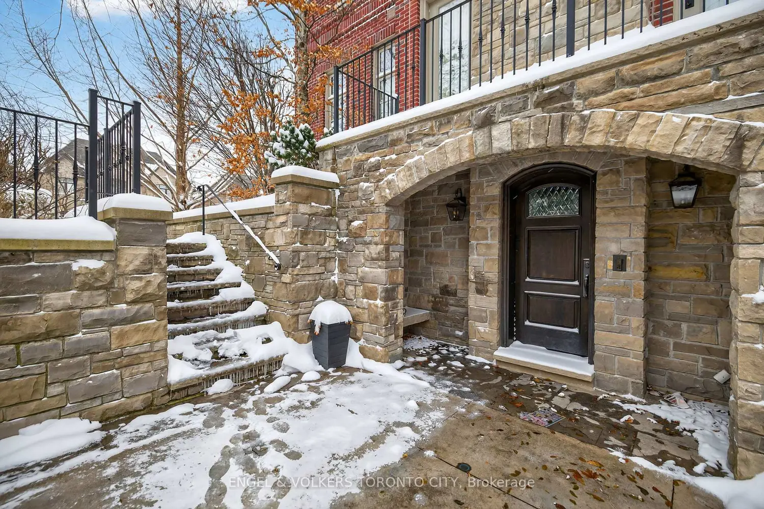 Additional image 19 of 28 Long Hill Drive