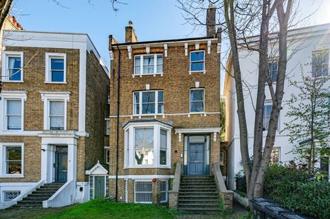 Albion Road N16, Stoke Newington, London