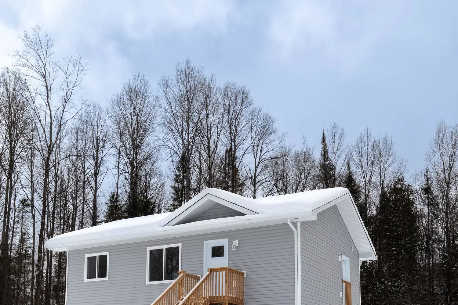 Additional image 17 of 113 Riverside Drive