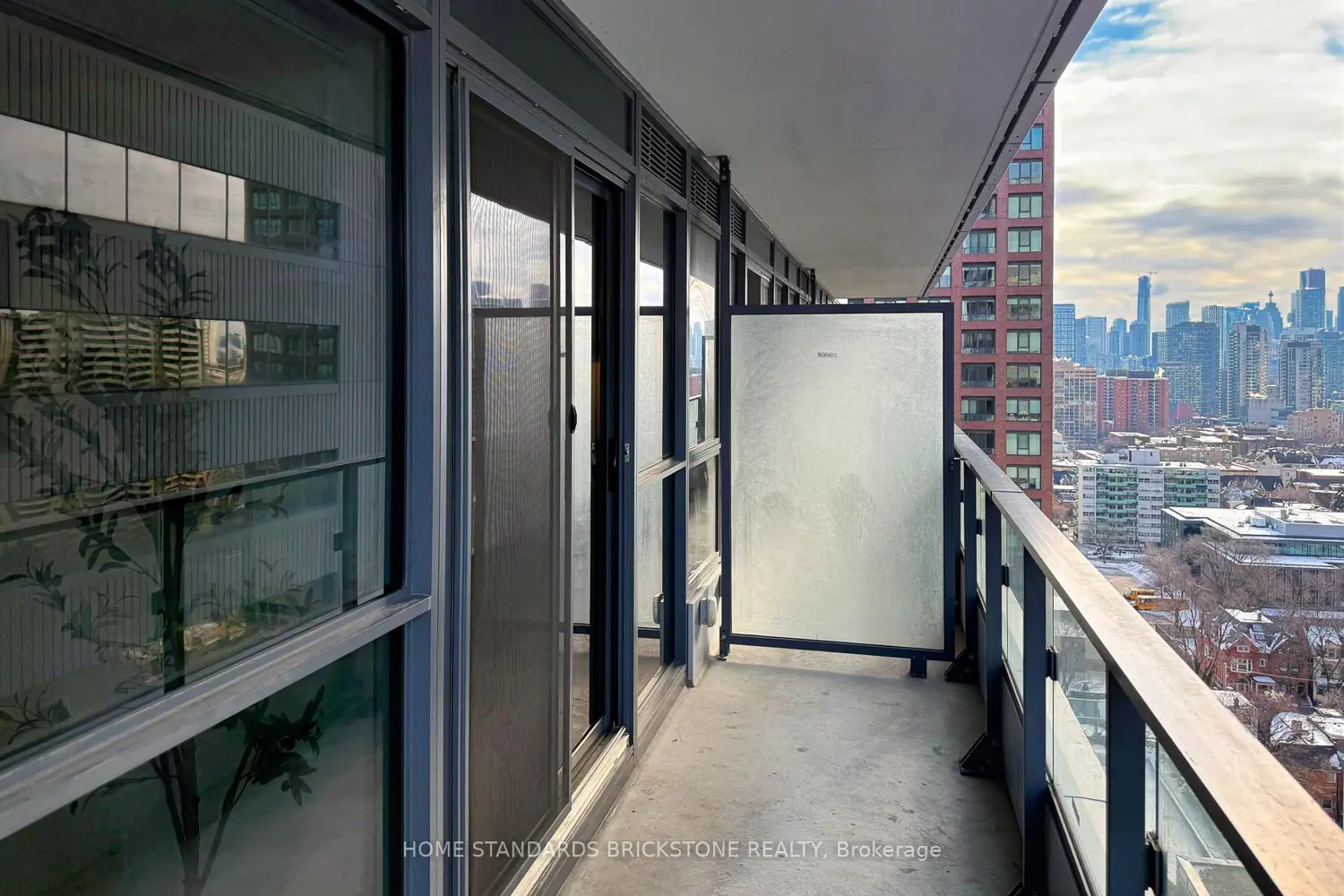 Additional image 14 of 395 Bloor Street 1604