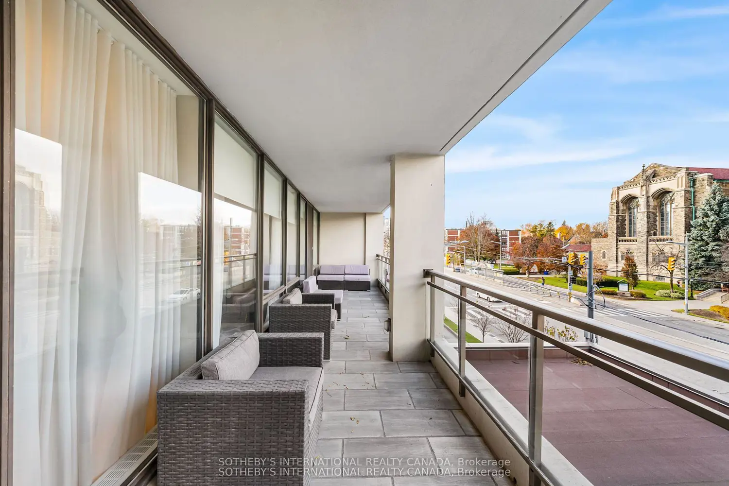 Additional image 18 of 235 St Clair Avenue 301