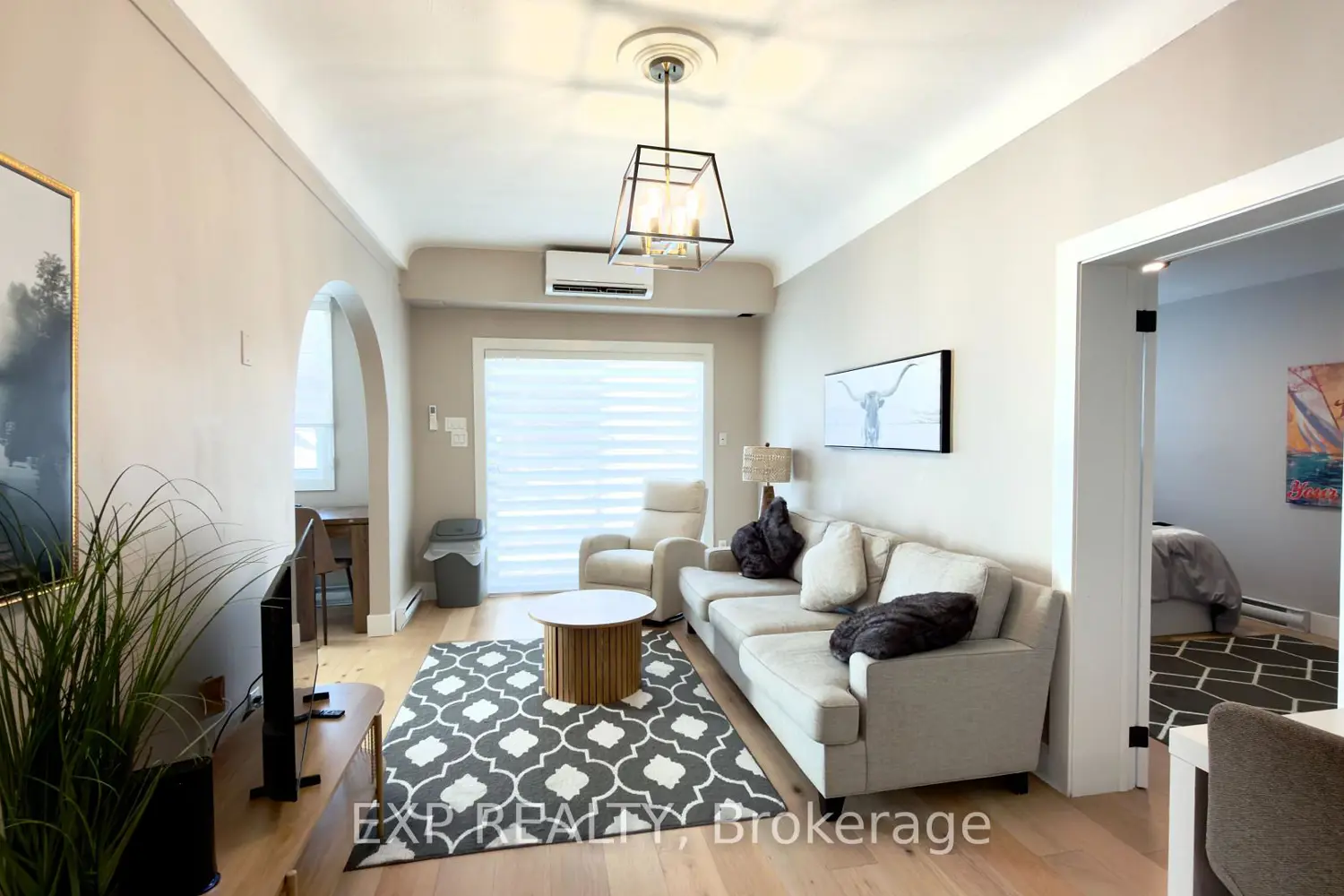 Additional image 5 of 1515 Dufferin Street