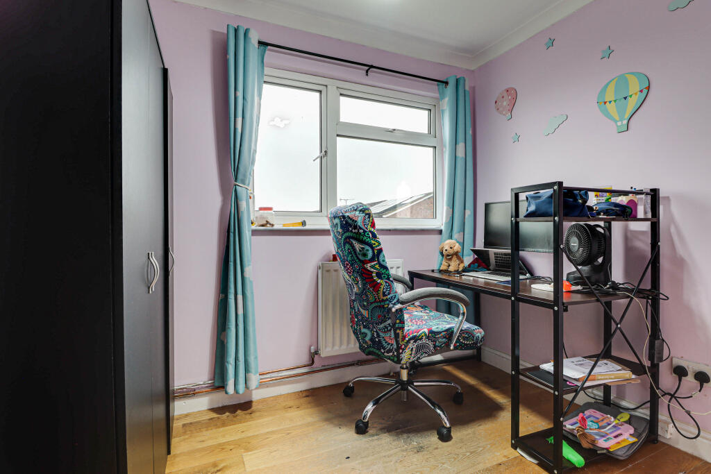 Additional image 10 of Kitchener Close, St Albans, AL1