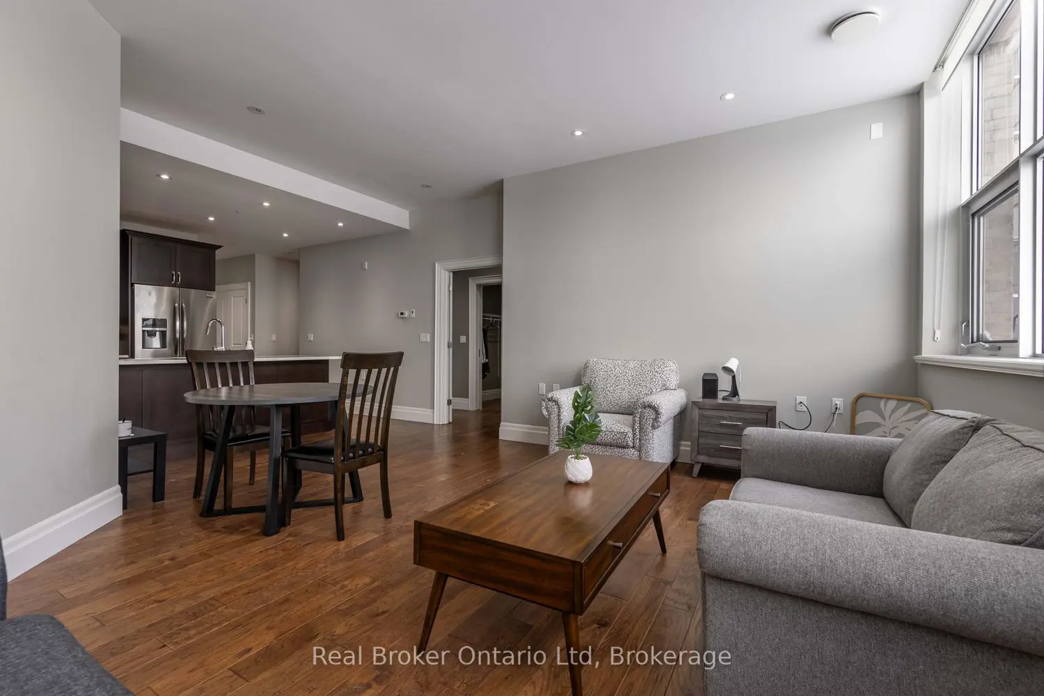 Additional image 5 of 945 3Rd Avenue 308