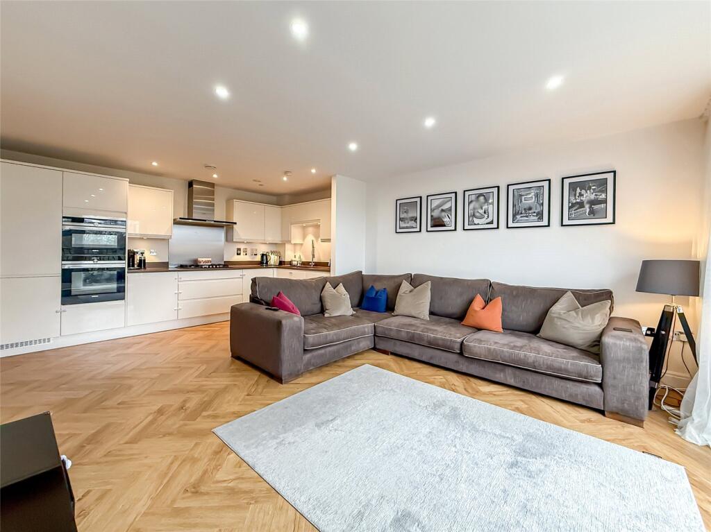 Additional image 3 of Watling House, London Road, St. Albans, Hertfordshire, AL1