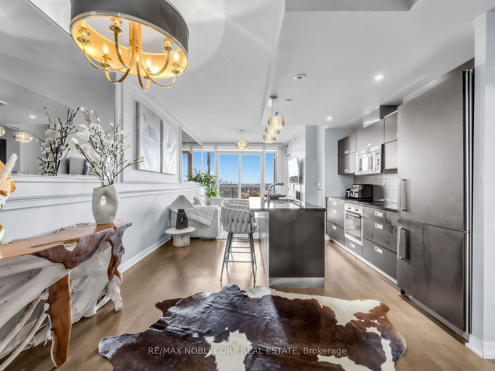 Additional image 6 of 2212-88 Park Lawn Road, Toronto, ON, M8Y 0B5