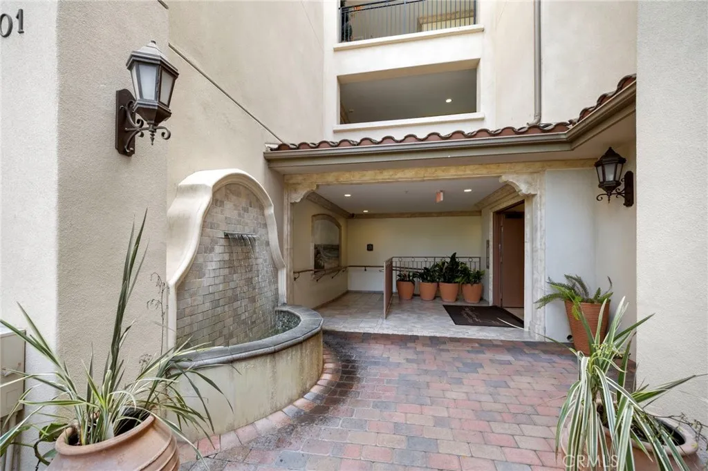 Additional image 42 of 401 Bernard Street Unit 211, Costa Mesa, CA 92627