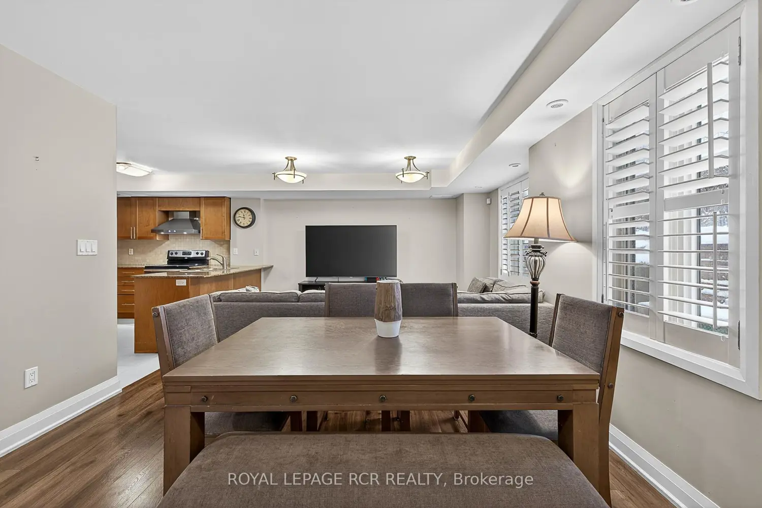 326 John Street 138 photo 5