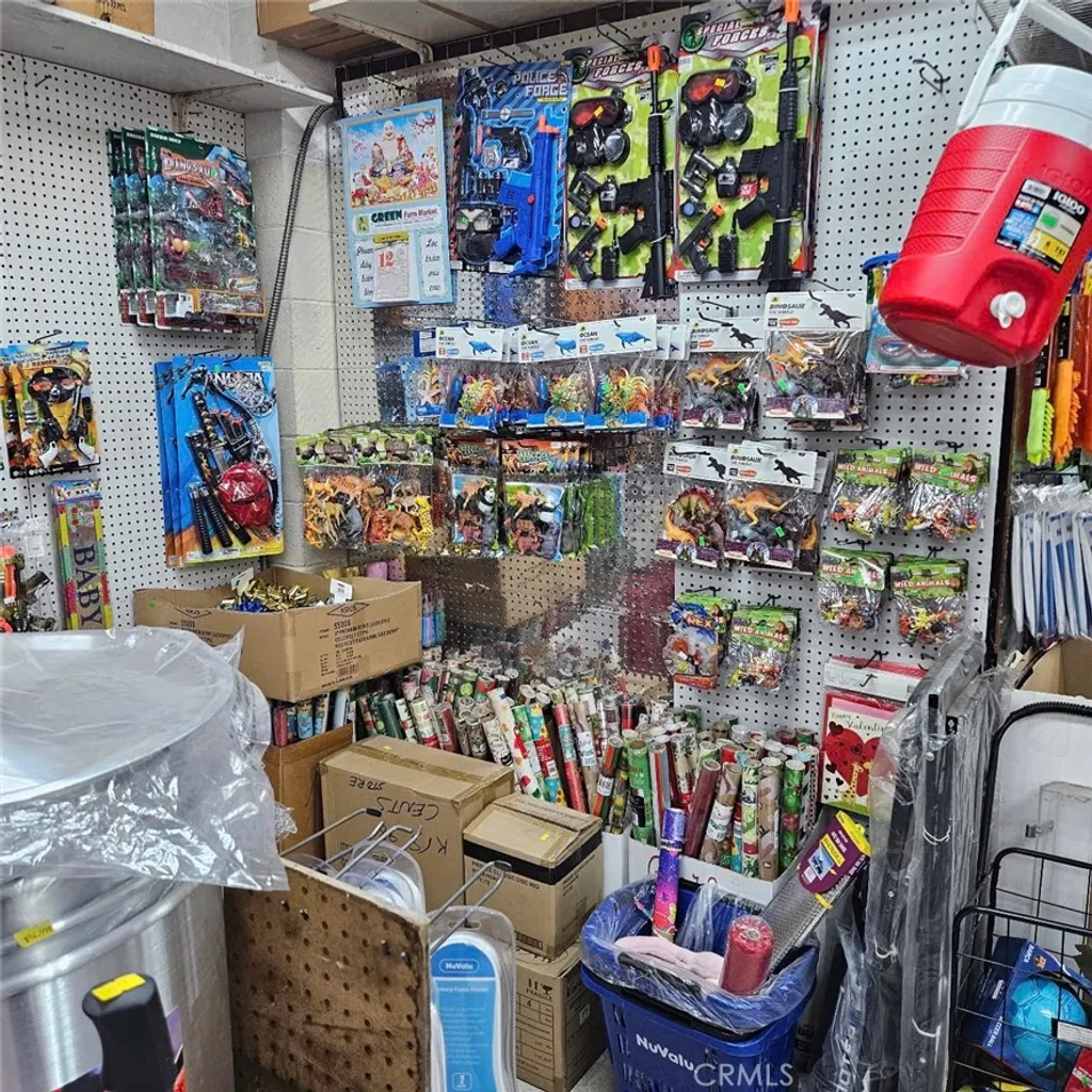 Additional image 17 of 9974 Bloomington Avenue, Bloomington, CA 92374