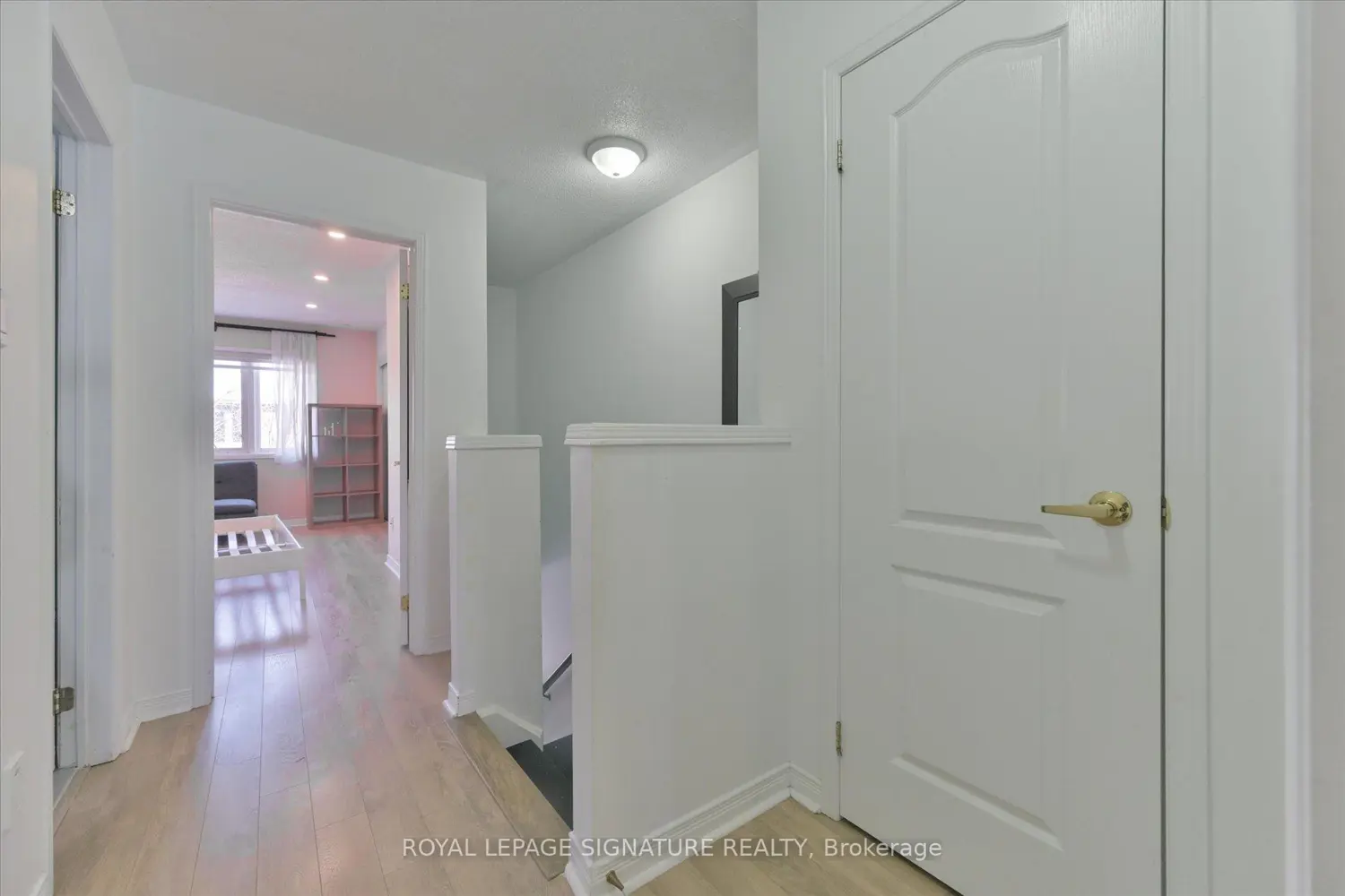 Additional image 3 of 435 Hensall Circle 11