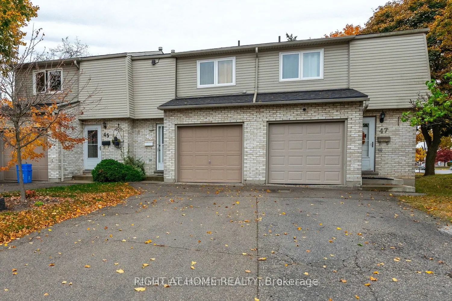 33 Rochelle Avenue 46