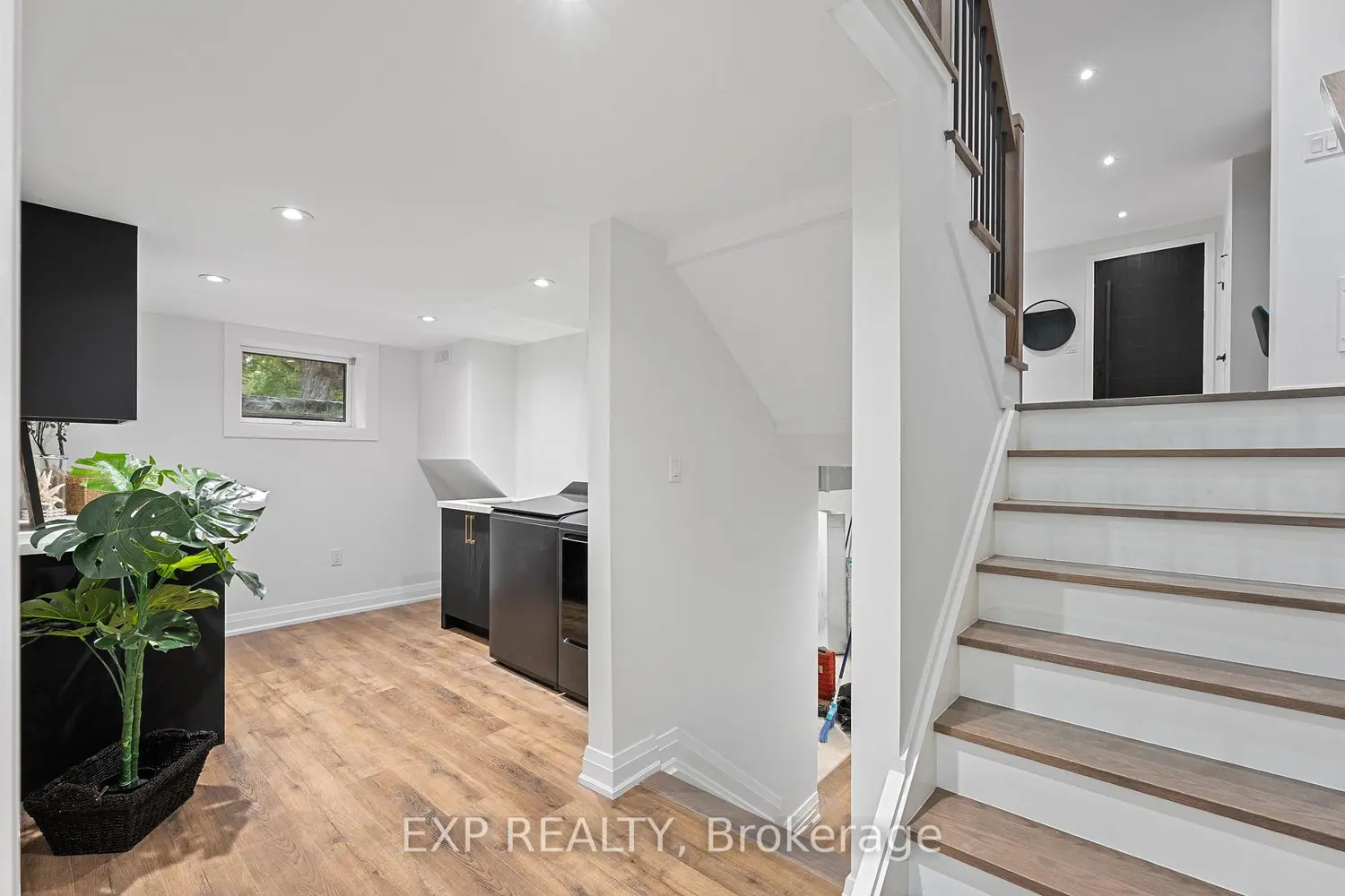 Additional image 14 of 168 Berczy Street