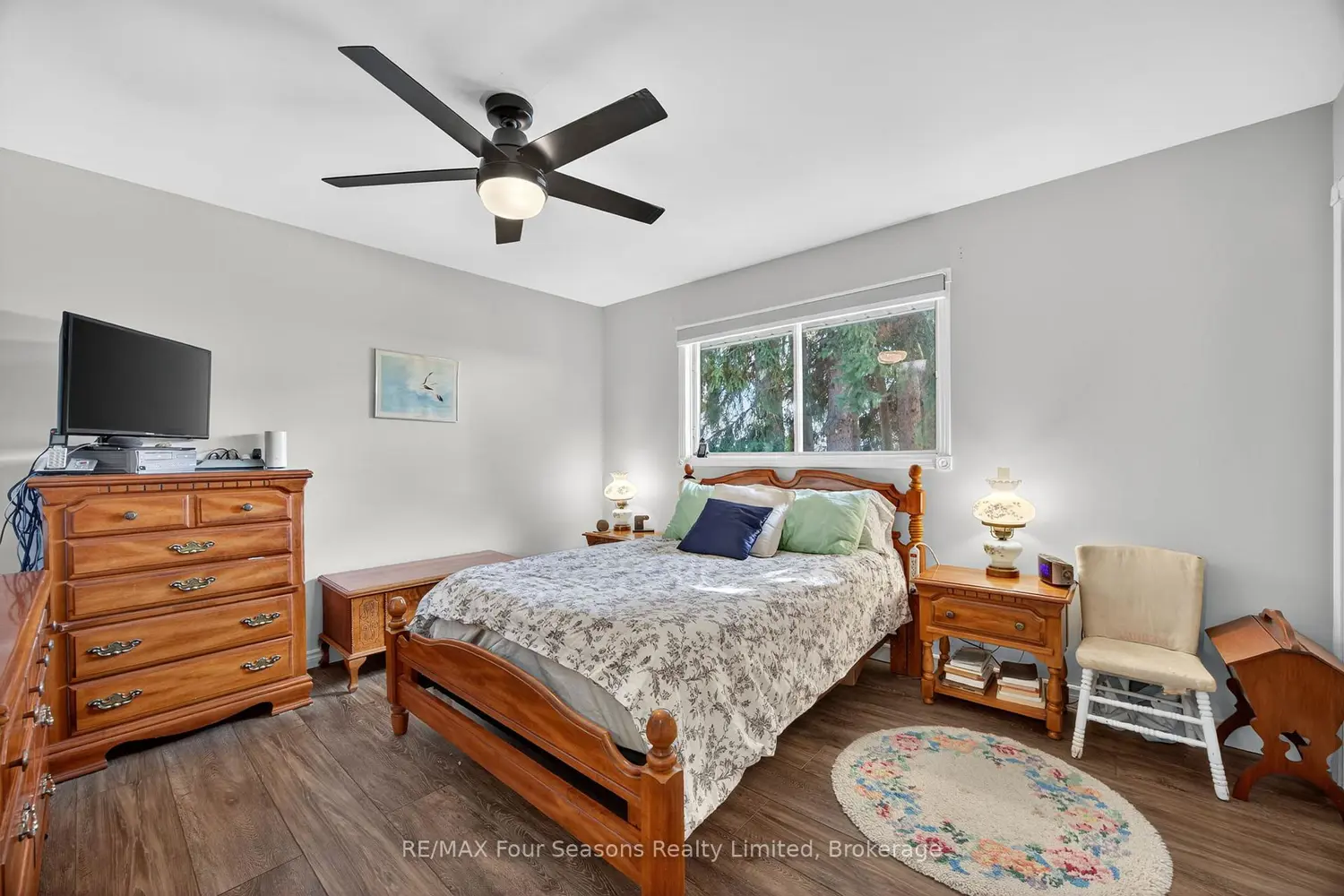 Additional image 6 of 7 Batteaux Road