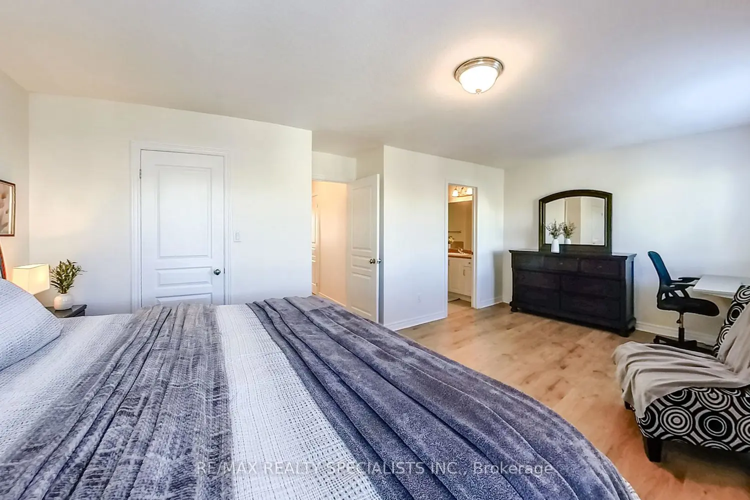 Additional image 9 of 189 Fall Fair Way