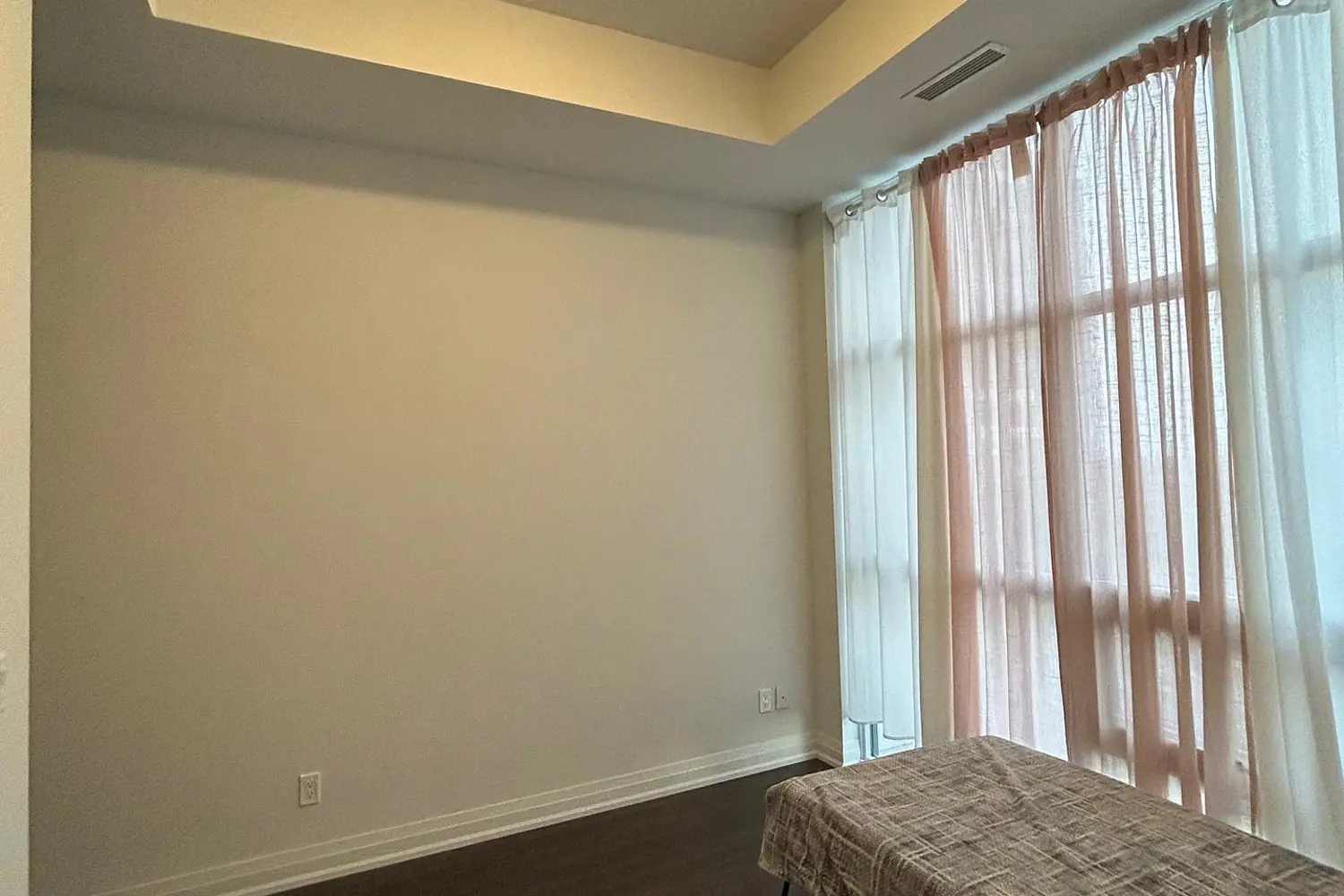 Additional image 3 of 20 Meadowglen Place 822