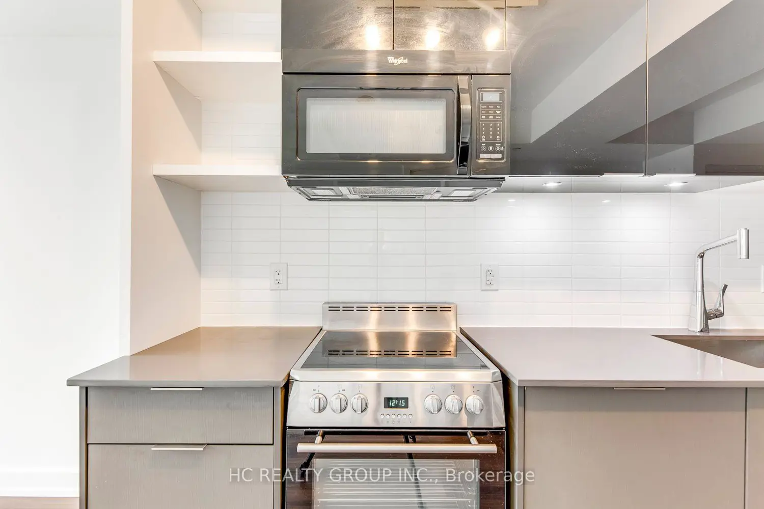 Additional image 11 of 6 Parkwood Avenue 302