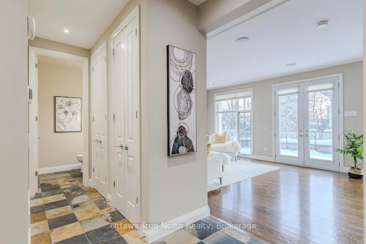Additional image 4 of 105 Black Maple Private