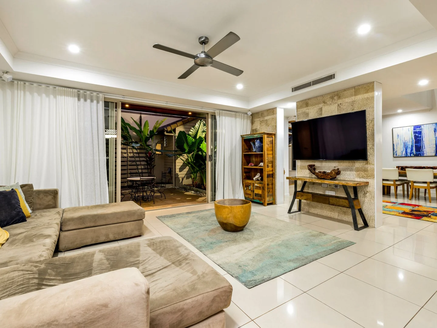 Additional image 5 of 102/12-21 Gregory Street, Westcourt QLD 4870