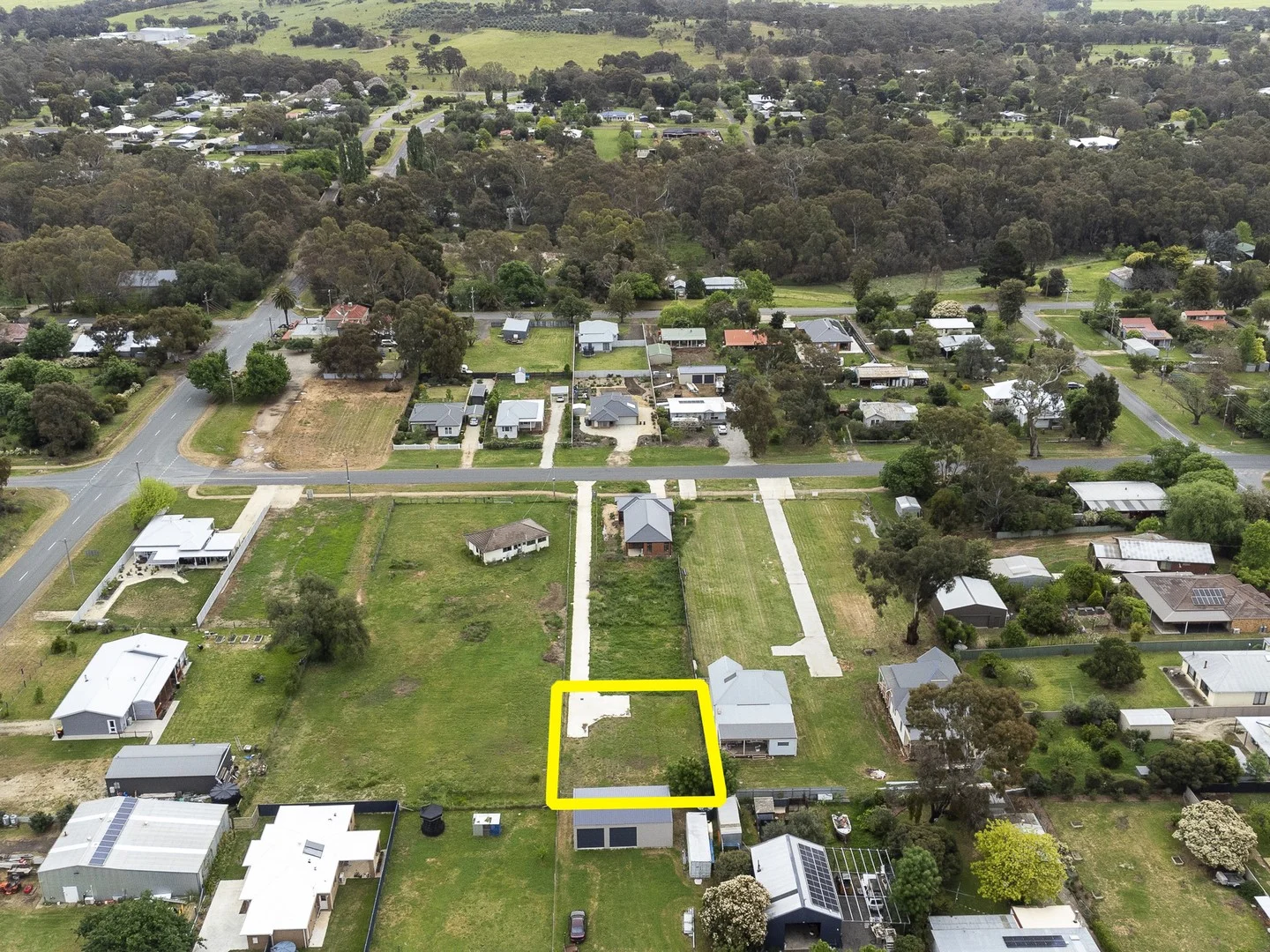 4, 55 ANDERSON STREET, Avenel VIC 3664