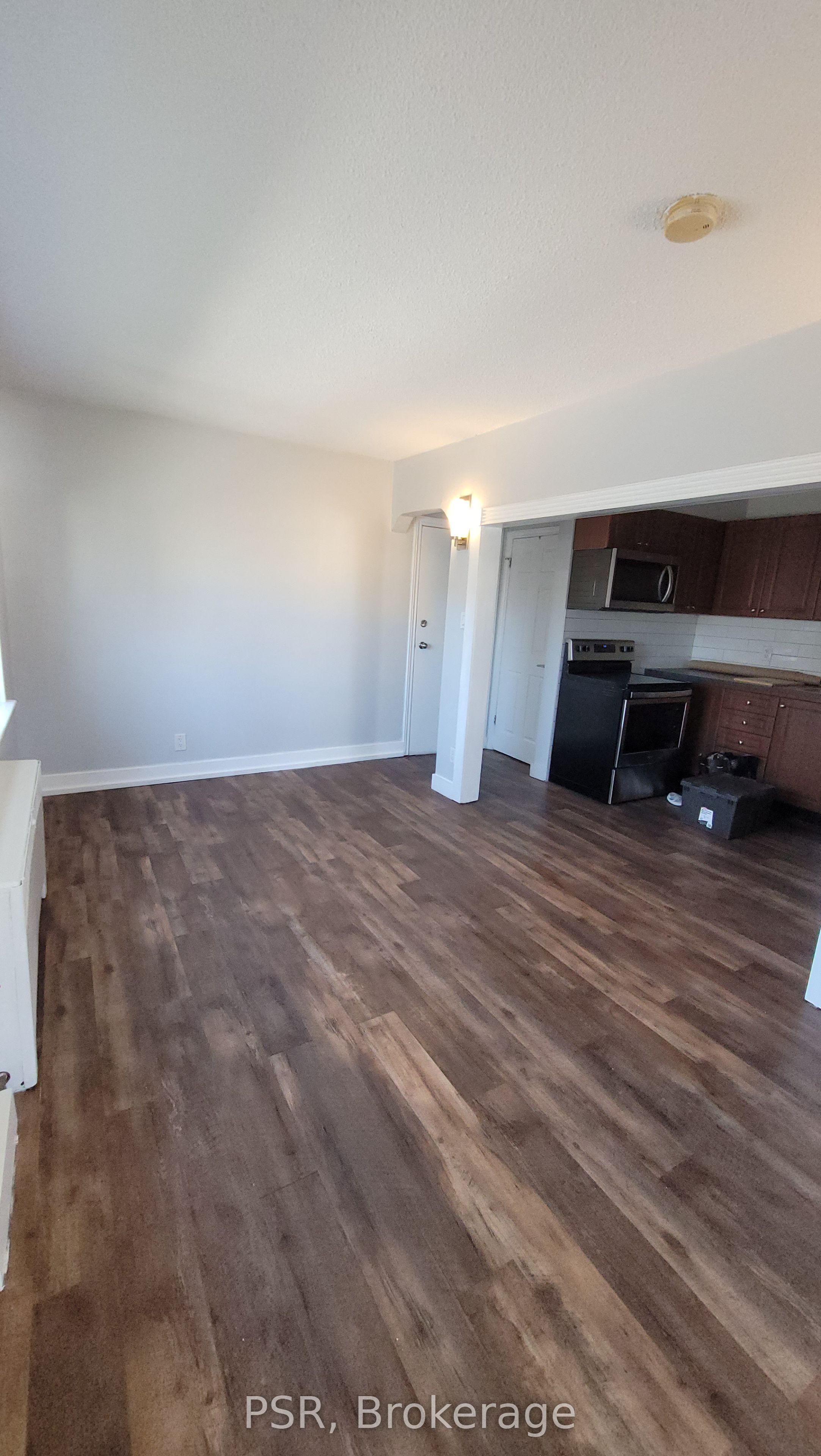 Additional image 5 of 2-170 Holborne Avenue, Toronto, ON, M4C 2R6