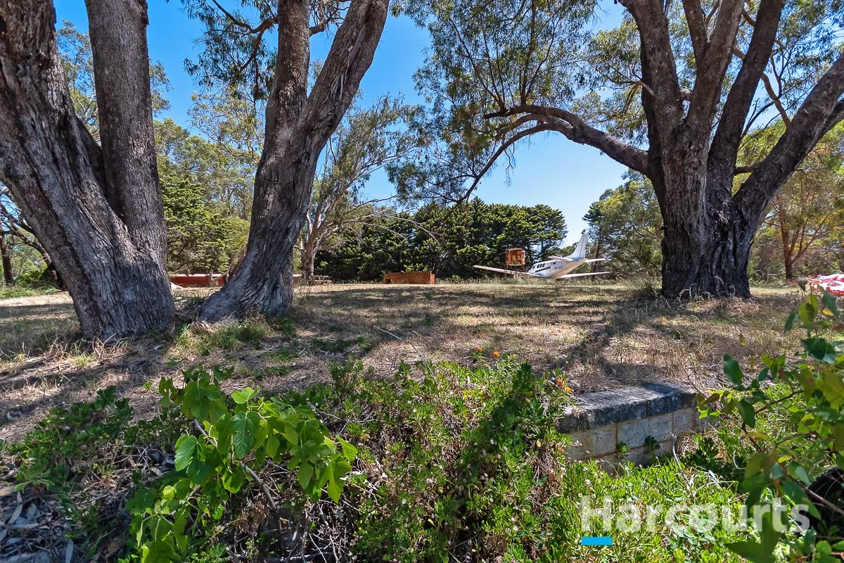 Additional image 49 of 414 Karoborup Road, Carabooda WA 6033
