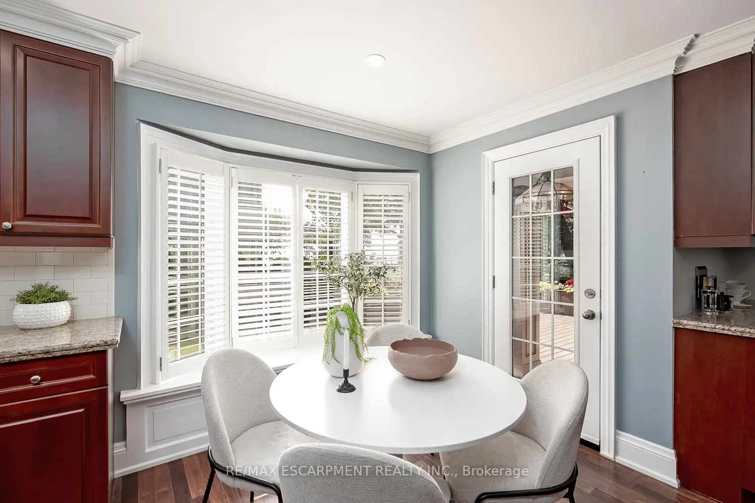 Additional image 7 of 2428 Lakeshore Road