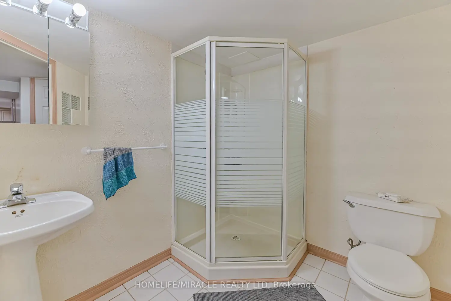 Additional image 17 of 36 Letty Avenue