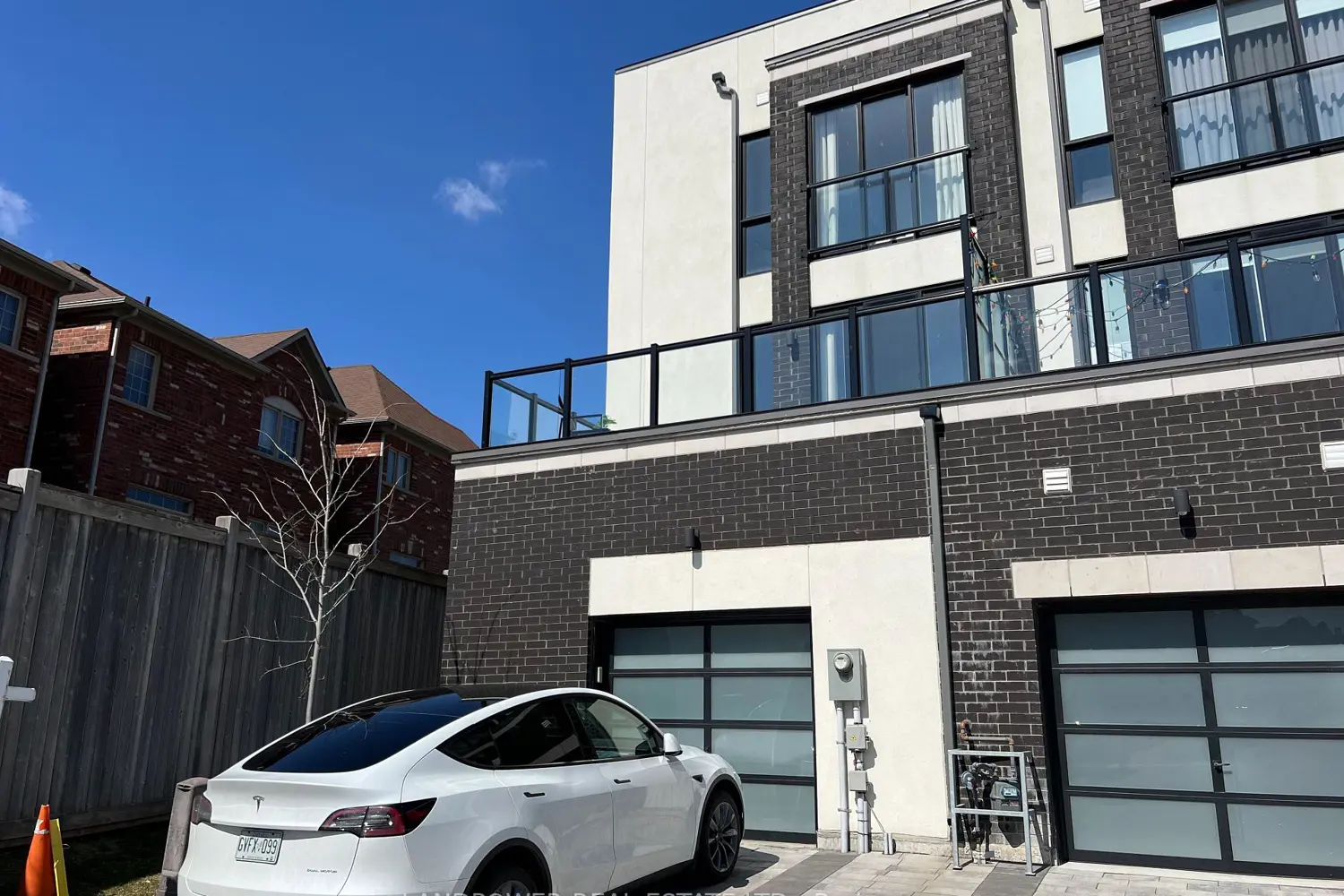 Additional image 7 of 1655 Bur Oak Avenue