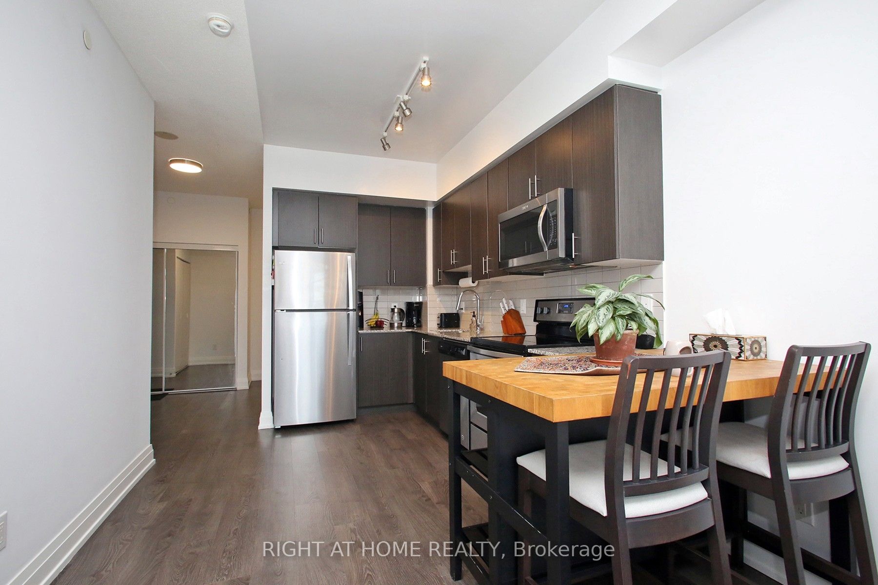 Additional image 3 of 901-3700 Highway 7 Road, Vaughan, ON, L4L 0G4