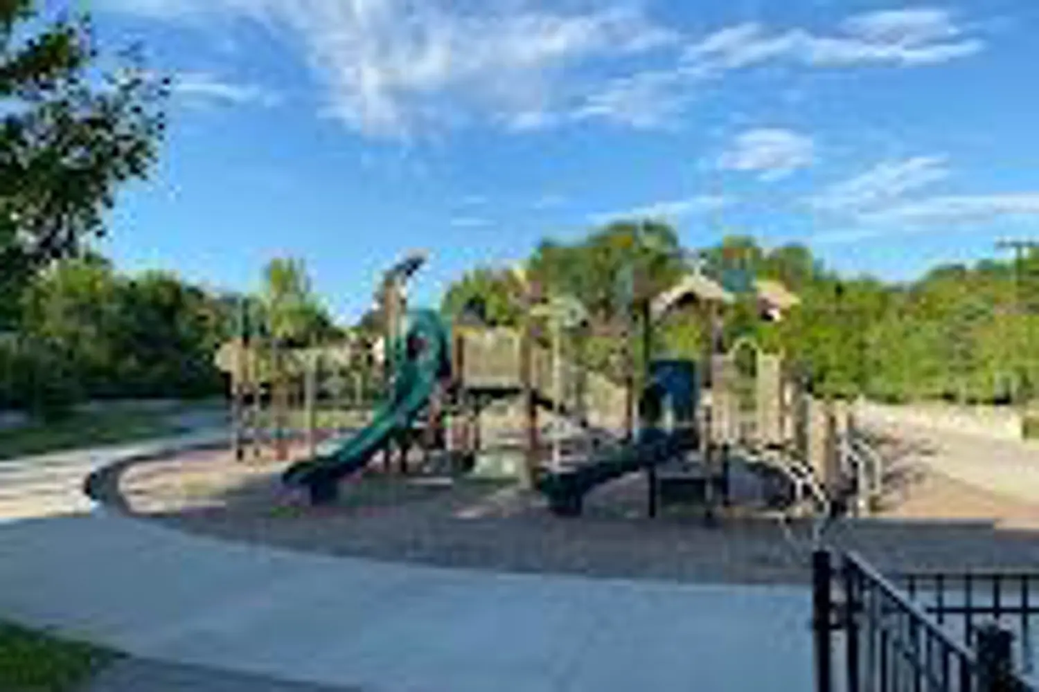 Additional image 4 of 12 Churchill Drive