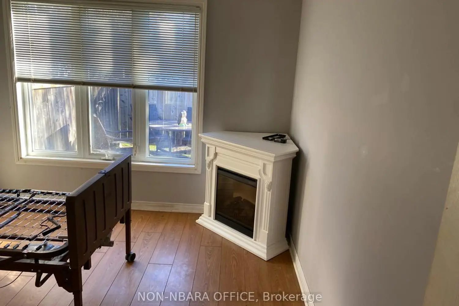 Additional image 4 of 174 Cloverbrae Crescent