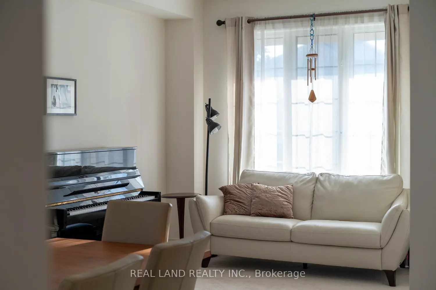 Additional image 19 of 6284 St. Michael Avenue