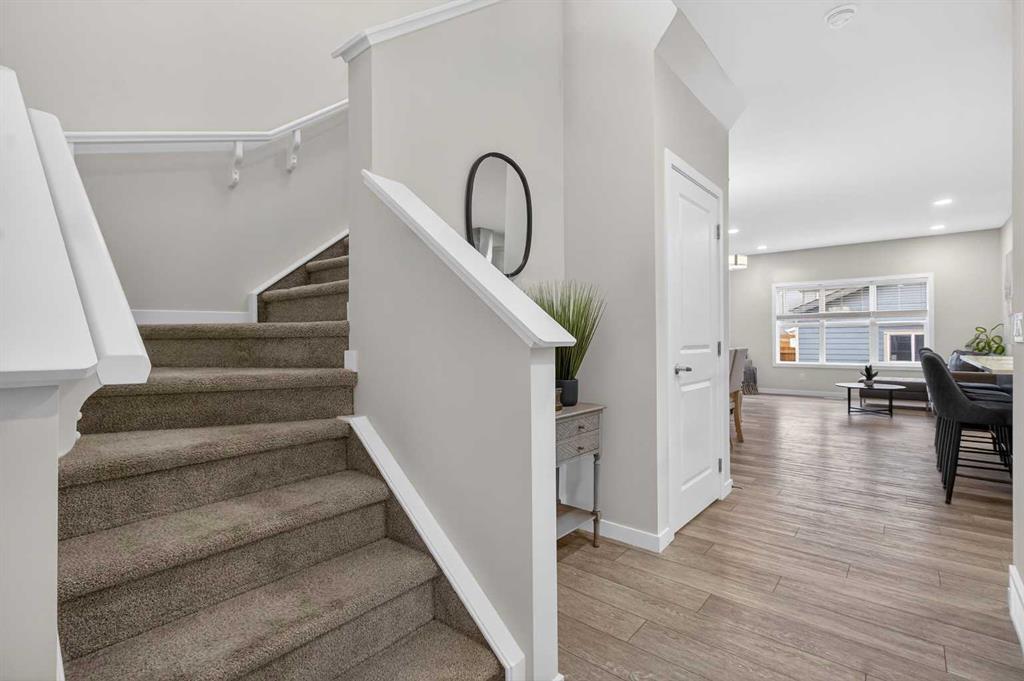 Additional image 6 of 321 Magnolia Way SE, Calgary, AB, T3M 3S6