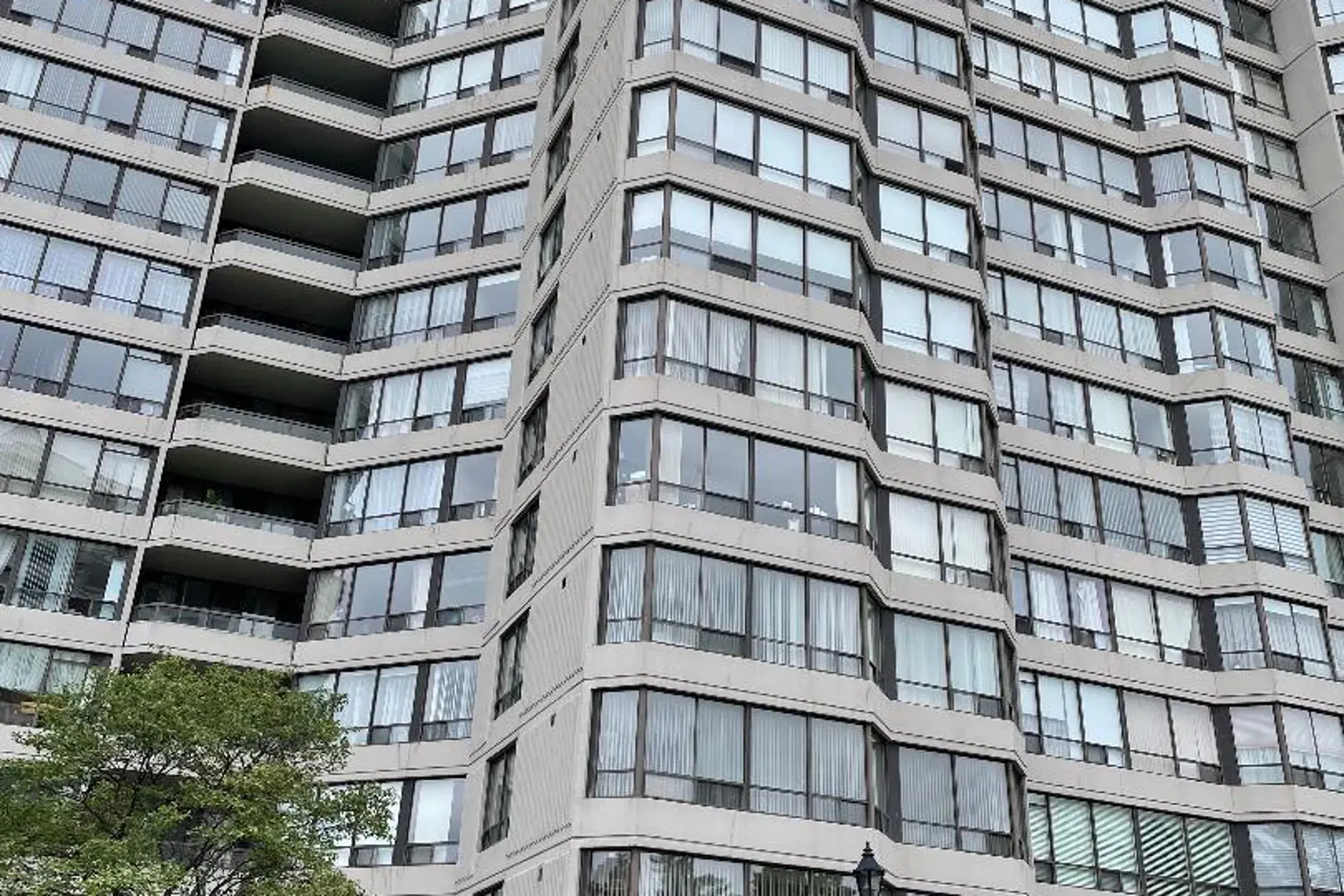 1101 Steeles Avenue 209
